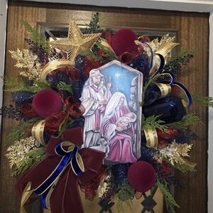 Festive Nativity Scene Holiday Wreath